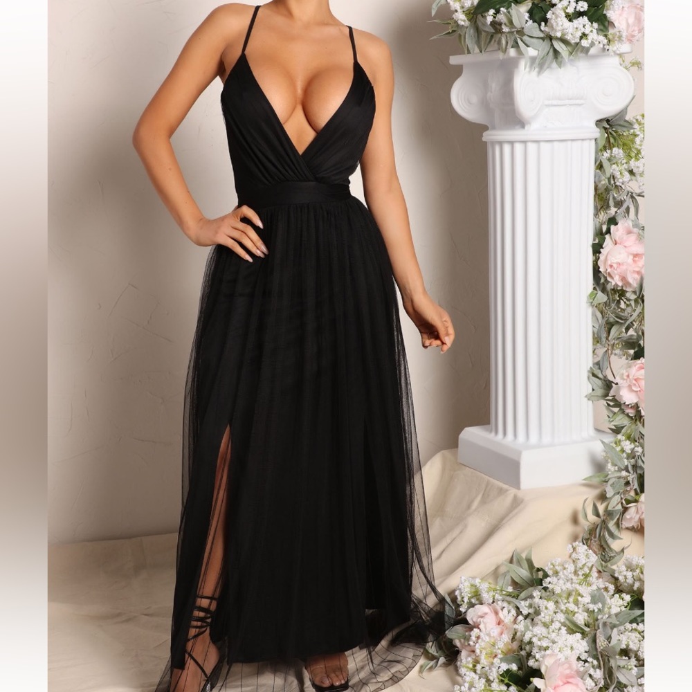 Fashion Nova black dress